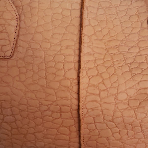 Satchel 👜 - Picture 2 of 4